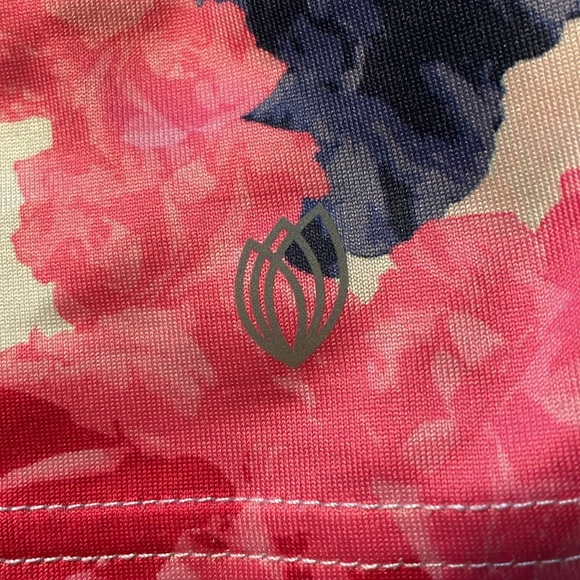 GG blue luxe sport top size M - Picture 6 of 6